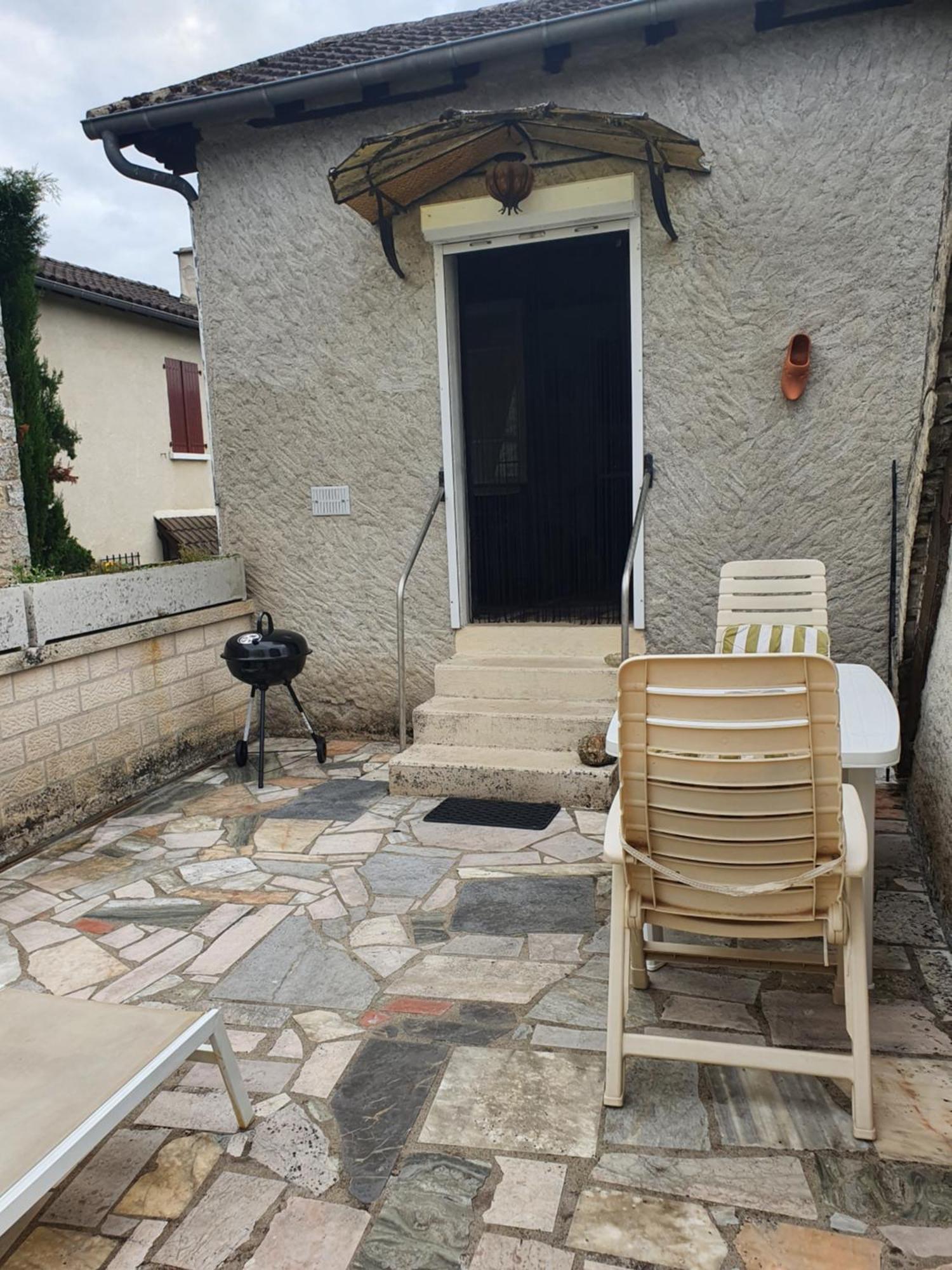 Le Pigeonnier Maison De Caractere Logement 4 Personnes La Maisonnette Renovee Logement 2 Personnes Floirac  Exterior photo